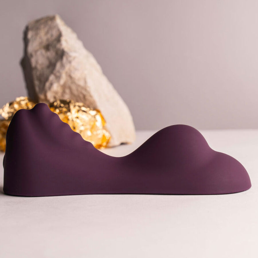 ROCKS-OFF - VIBRADOR RUBY GLOW ROXO PARA SENTAR